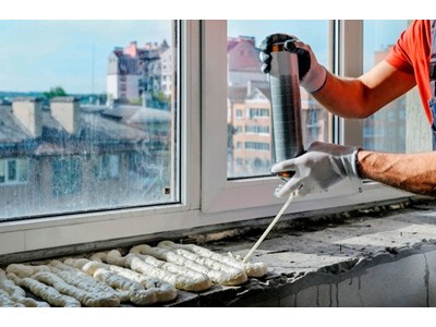Як правильно використовувати побутову монтажну піну Soma Fix для утеплення дерев’яних будівель
